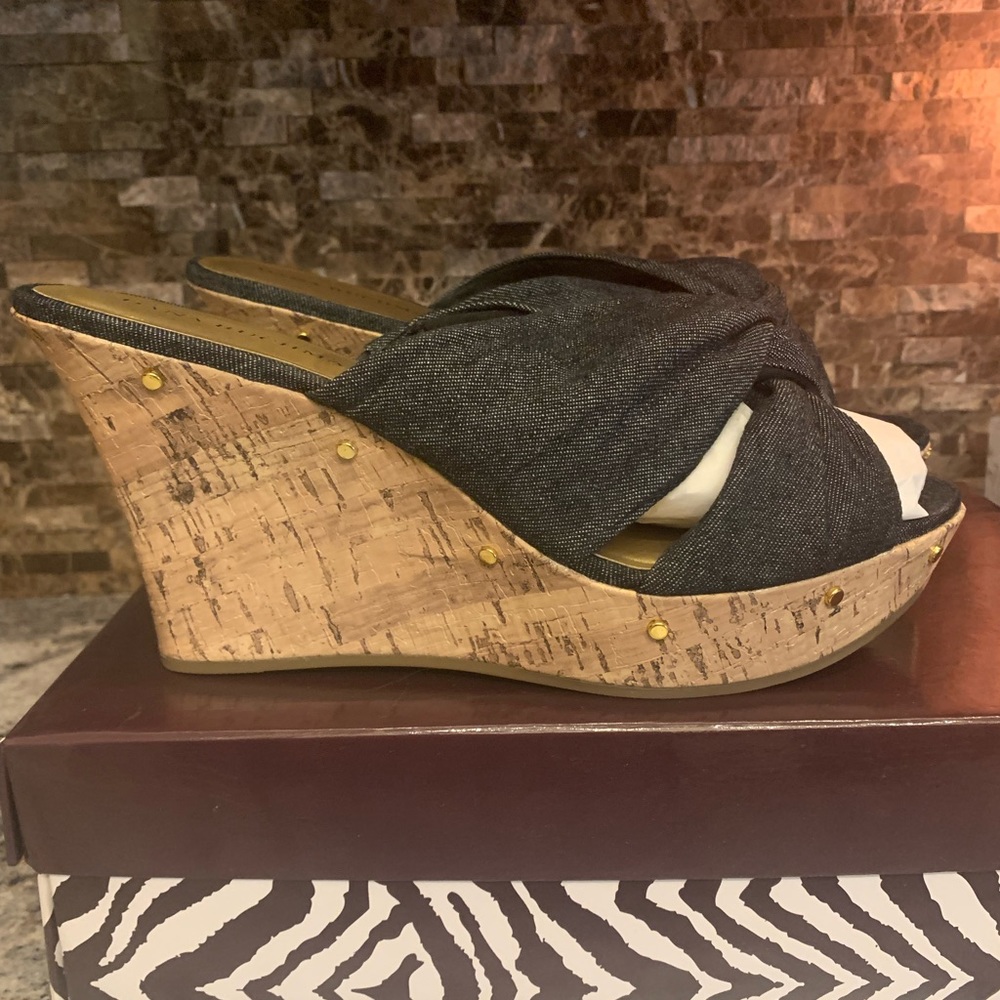 Dana Buchman Denim and Cork Wedges NIB 8.5 - Picture 5 of 6
